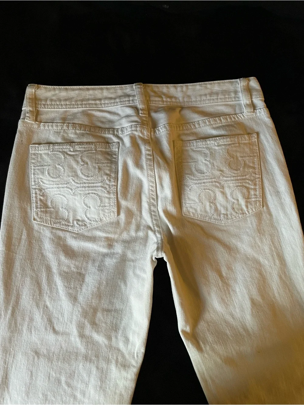 Tory Burch White Denim Jeans with Orange Logo Tag